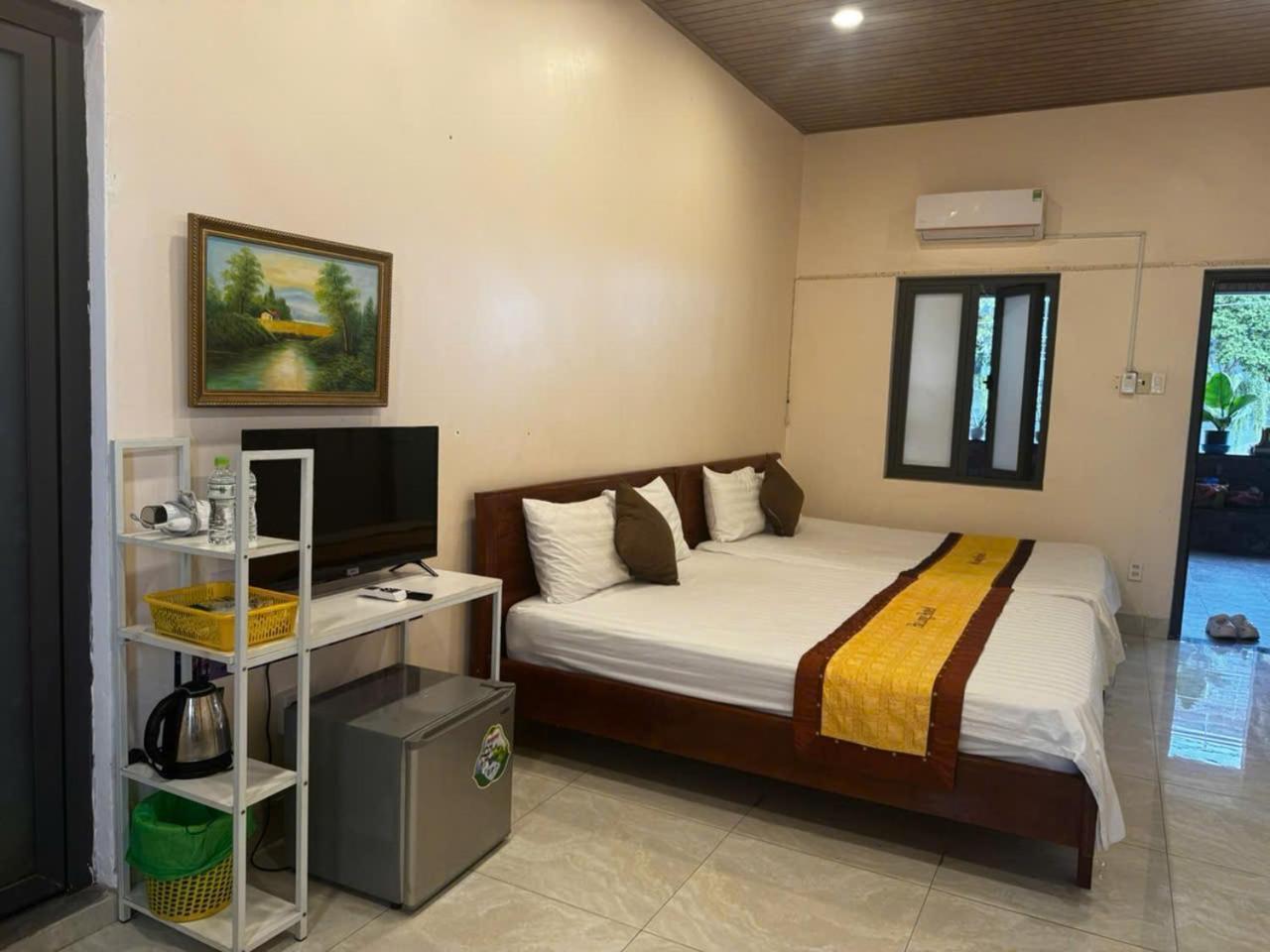Ha Long Bed & Breakfast *