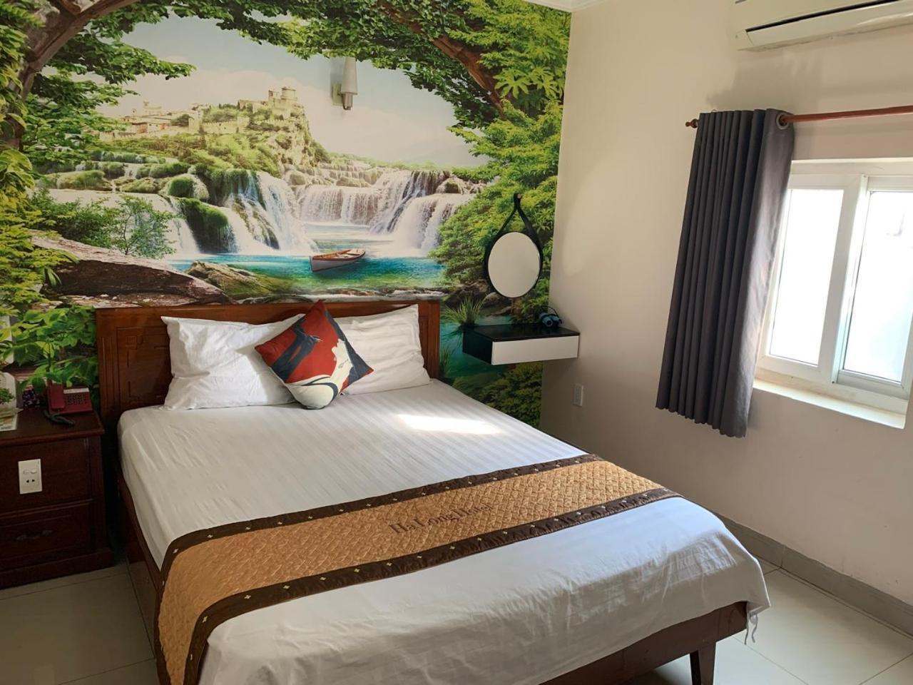 Ha Long Bed & Breakfast *